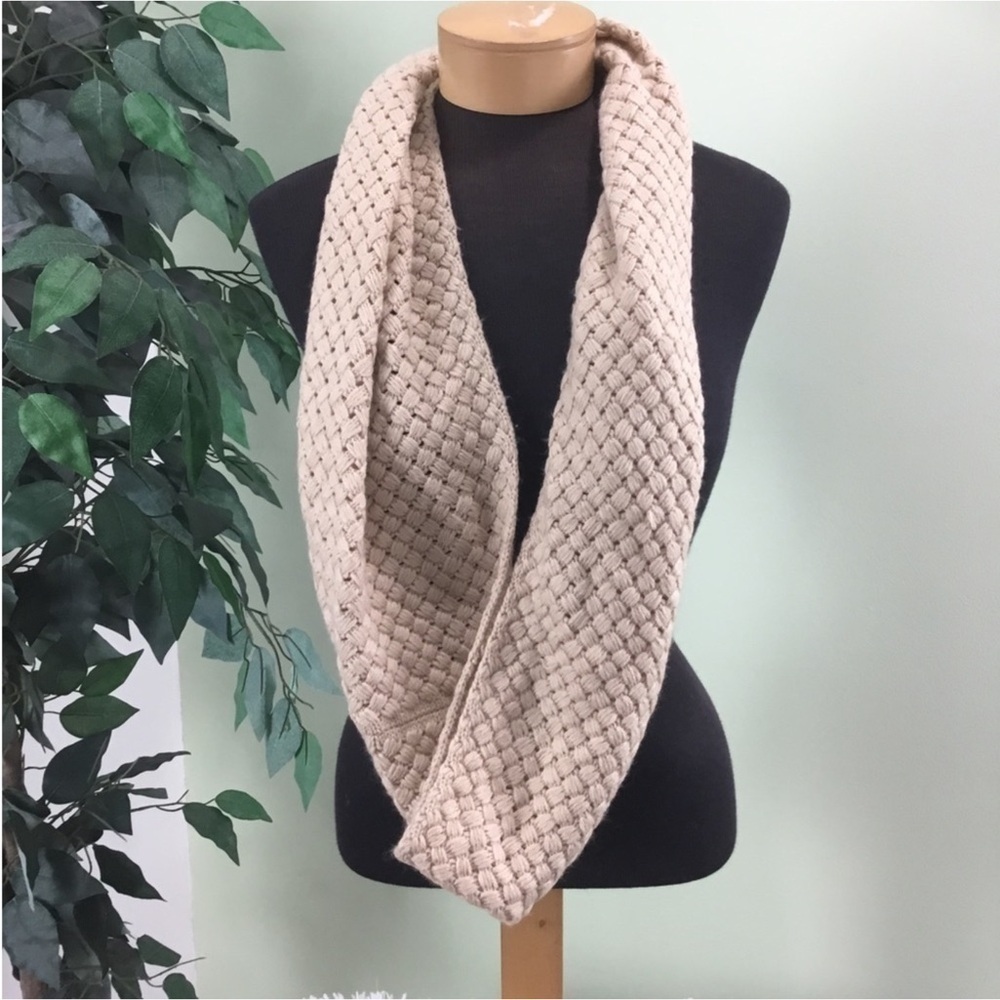 Deb basket weave style tan infinity scarf Woman’s One Size Fits Most